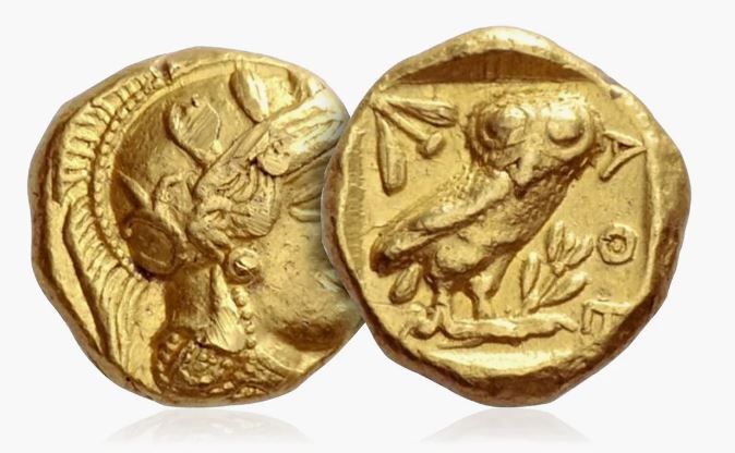La Chouette d'Athéna – La Sagesse coulée dans l'or
